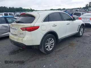 2014 Infiniti QX70 z VIN JN8CS1MU7EM451246, wystawiony jako IAAI lot #42221306 z przebiegiem 190 252 mil mil oraz . Historia ofert i sprzedaży dostępna na DreamBid. Obrazek 4.