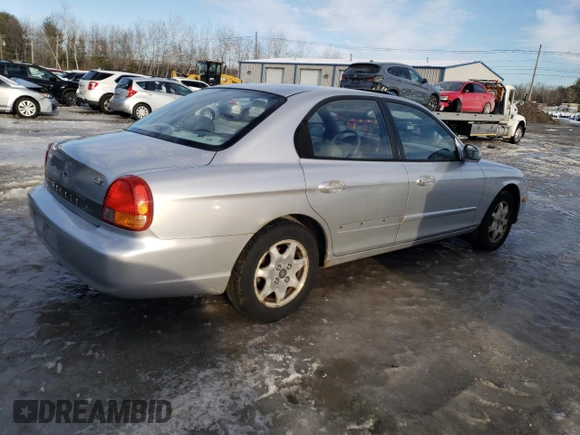 2000 Hyundai Sonata GLS with VIN KMHWF35V0YA224725, listed as a Copart auction lot 46110805 with 82,863 mi miles and Clean Title. Bid and sale history available at carsss.com. Image 3.