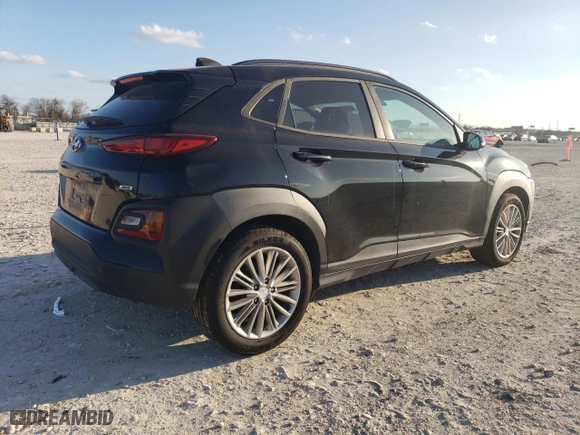 2018 Hyundai Kona SEL with VIN KM8K2CAAXJU082028, listed as a Copart auction lot 43525505 with 71,328 mi miles and Salvage Title. Bid and sale history available at carsss.com. Image 3.