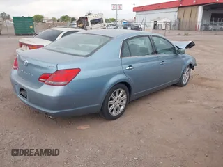 2008 Toyota Avalon XL with VIN 4T1BK36B68U288071, listed as a IAAI auction lot 41413332 with 199,438 mi miles and . Bid and sale history available at DreamBid. Image 4.