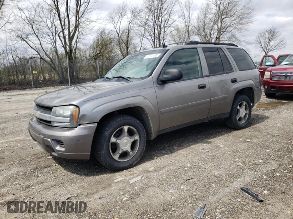 2006 Chevrolet TrailBlazer LS with VIN 1GNDT13S062345383, listed as a Copart auction lot 52072995 with 186,567 mi miles and Salvage Title. Bid and sale history available at DreamBid. Image 1.