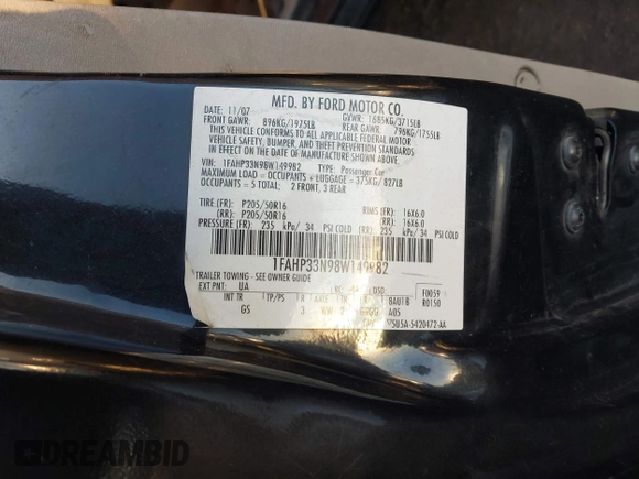 2008 Ford Focus SE with VIN 1FAHP33N98W149982, listed as a IAAI auction lot 41388813 with 1 mi miles. Bid and sale history available at carsss.com. Image 9.