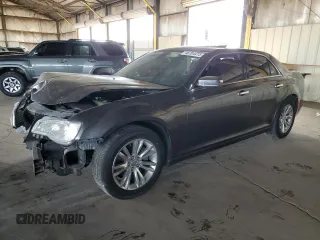 2016 Chrysler 300 C z VIN 2C3CCAEG3GH123642, wystawiony jako Copart lot #46704415 z przebiegiem Nie podano mil oraz Szkoda całkowita • Salvage title. Historia ofert i sprzedaży dostępna na DreamBid. Obrazek 1.