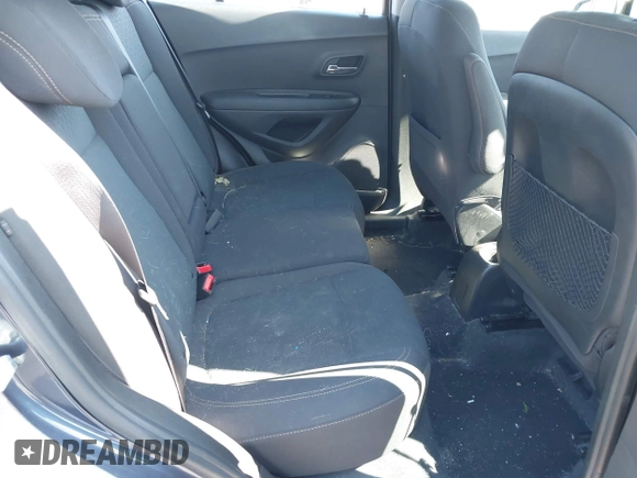 2018 Chevrolet Trax LS with VIN 3GNCJNSB6JL322725, listed as a IAAI auction lot 41890983 with 80,358 mi miles and . Bid and sale history available at carsss.com. Image 8.