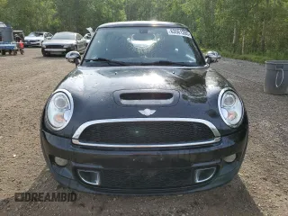 2012 MINI Hardtop S with VIN WMWSV3C57CTY17355, listed as a Copart auction lot 63561395 with 157,122 mi miles and Clean title. Bid and sale history available at DreamBid. Image 5.