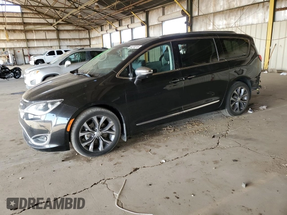 2017 Chrysler Pacifica Limited с VIN 2C4RC1GG9HR816844, выставлен на аукционе Copart как лот 54270215 с пробегом 82 634 миль миль и Списание • Salvage title. История ставок и продаж доступна на DreamBid. Изображение 1.