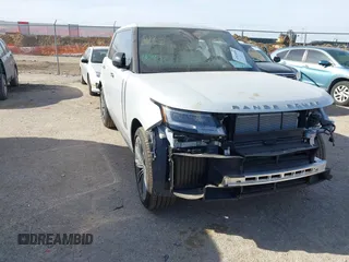 2025 Land Rover Range Rover SE with VIN SALKP9E92SA276184, listed as a IAAI auction lot 41824604 with 1,601 mi miles. Bid and sale history available at carsss.com. Image 1.