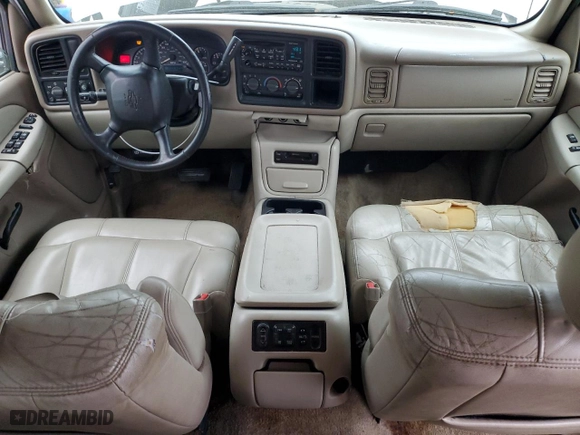 2002 Chevrolet Tahoe LT with VIN 1GNEC13Z32R197071, listed as a Copart auction lot 43734385 with 211,500 mi miles and Salvage Title. Bid and sale history available at carsss.com. Image 8.