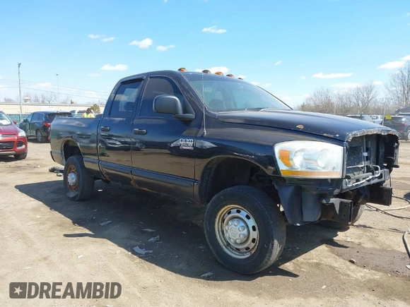 2007 Dodge Ram 2500 SLT with VIN 1D7KS28D27J502735, listed as a IAAI auction lot 41880179 with 368,304 mi miles. Bid and sale history available at carsss.com. Image 1.