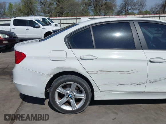 2014 BMW 3 Series 328i with VIN WBA3C1C52EK111076, listed as a IAAI auction lot 41817471 with 98,759 mi miles. Bid and sale history available at carsss.com. Image 17.