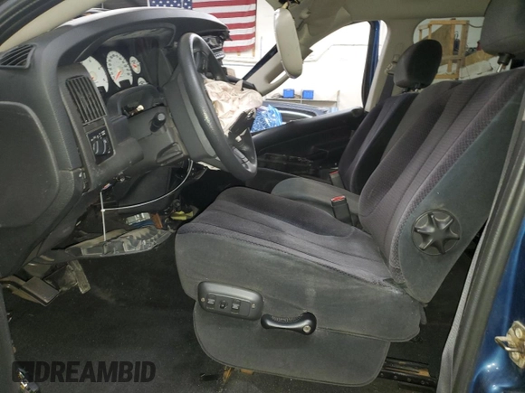 2005 Dodge 2500 SLT z VIN 3D7KS28C95G836976, wystawiony jako Copart lot #47274175 z przebiegiem 215 748 mil mil oraz Szkoda całkowita • Salvage title. Historia ofert i sprzedaży dostępna na DreamBid. Obrazek 7.