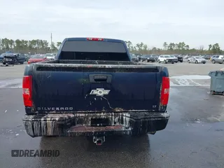 2007 Chevrolet Silverado 1500 LT w/1LT with VIN 2GCEC19C871611411, listed as a IAAI auction lot 41595381 with 198,104 mi miles. Bid and sale history available at carsss.com. Image 16.