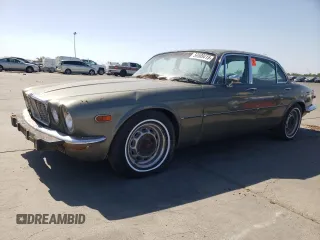 1974 Jaguar XJ with VIN UE2T52398, listed as a Copart auction lot 59589415 with 93,740 mi miles and Clean title. Bid and sale history available at DreamBid. Image 1.