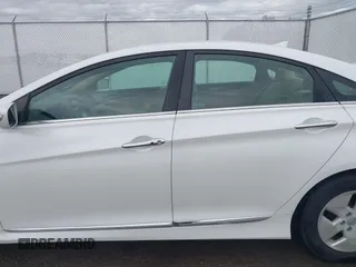 2012 Hyundai Sonata Hybrid with VIN KMHEC4A44CA038170, listed as a IAAI auction lot 41945015 with 90,404 mi miles and . Bid and sale history available at DreamBid. Image 15.