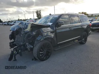 2021 Lincoln Navigator Reserve z VIN 5LMJJ2LT5MEL01433, wystawiony jako Copart lot #81058324 z przebiegiem 55 503 mil mil oraz Szkody całkowita. Historia ofert i sprzedaży dostępna na DreamBid. Obrazek 1.