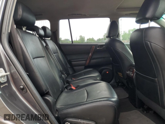2013 Toyota Highlander Limited z VIN 5TDDK3EH3DS248533, wystawiony jako Copart lot #61144445 z przebiegiem 90 230 mil mil oraz Szkoda całkowita • Salvage title. Historia ofert i sprzedaży dostępna na DreamBid. Obrazek 11.