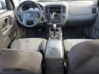 2006 Ford Escape XLS with VIN 1FMYU92Z96KC05056, listed as a Copart auction lot 84496694 with 175,691 mi miles and Clean Title. Bid and sale history available at carsss.com. Image 8.
