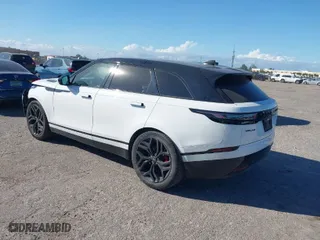 2024 Land Rover Range Rover Velar Dynamic SE with VIN SALYL2EX1RA370322, listed as a IAAI auction lot 41572336 with NaN miles. Bid and sale history available at carsss.com. Image 3.
