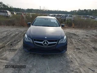 2015 Mercedes-Benz E-Class E 400 with VIN WDDKJ6FB4FF307393, listed as a IAAI auction lot 41775634 with 100,928 mi miles. Bid and sale history available at carsss.com. Image 12.