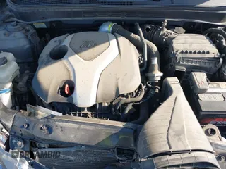 2013 Hyundai Sonata Limited with VIN 5NPEC4AB1DH585765, listed as a IAAI auction lot 42000032 with 179,490 mi miles and . Bid and sale history available at DreamBid. Image 10.