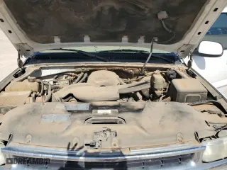2002 Chevrolet Tahoe LT with VIN 1GNEC13Z92R206355, listed as a Copart auction lot 52462955 with 110,918 mi miles and Salvage Title. Bid and sale history available at carsss.com. Image 12.