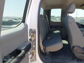 2017 Ford F-250 XLT с VIN 1FT7X2B6XHEF24648, выставлен на аукционе IAAI как лот 42256826 с пробегом 107 678 миль миль и . История ставок и продаж доступна на DreamBid. Изображение 8.