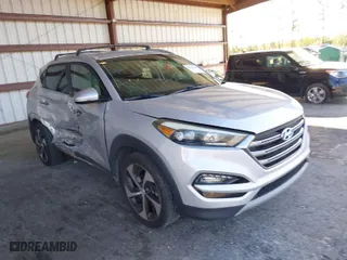 2017 Hyundai Tucson Value with VIN KM8J33A27HU418441, listed as a IAAI auction lot 41812422 with 111,406 mi miles. Bid and sale history available at carsss.com. Image 1.