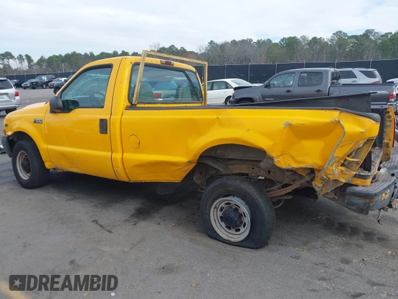 2002 Ford Super Duty F-250 XL with VIN 1FTNF20LX2EB80202, listed as a IAAI auction lot 41607631 with 342,859 mi miles. Bid and sale history available at carsss.com. Image 3.