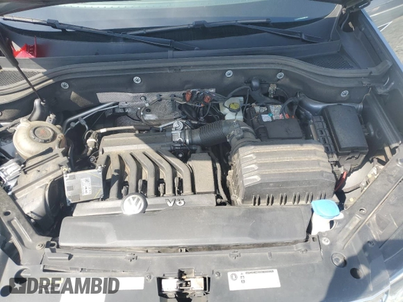 2018 Volkswagen Atlas SEL z VIN 1V2SR2CA4JC583122, wystawiony jako Copart lot #52748205 z przebiegiem 86 071 mil mil oraz Szkoda całkowita • Salvage title. Historia ofert i sprzedaży dostępna na DreamBid. Obrazek 12.