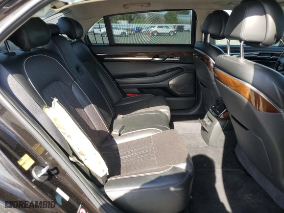 2018 Genesis G90 3.3T Premium with VIN KMHG34JA2JU043474, listed as a Copart auction lot 45755975 with 95,790 mi miles and Salvage Title. Bid and sale history available at carsss.com. Image 10.