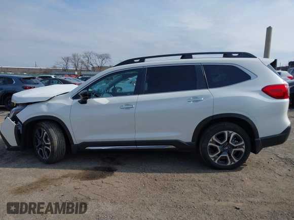 2024 Subaru Ascent Touring z VIN 4S4WMAWD2R3423801, wystawiony jako IAAI lot #41711587 z przebiegiem 8 833 mil mil oraz . Historia ofert i sprzedaży dostępna na DreamBid. Obrazek 13.