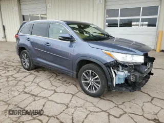 2018 Toyota Highlander SE z VIN 5TDJZRFH8JS840487, wystawiony jako Copart lot #43796995 z przebiegiem 86 997 mil mil oraz Nie do naprawy • Non repairable. Historia ofert i sprzedaży dostępna na DreamBid. Obrazek 4.