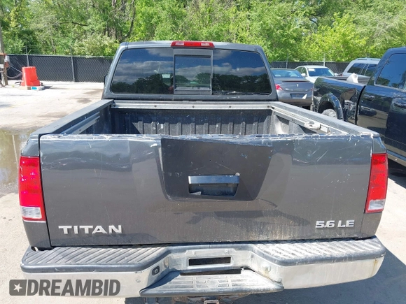 2004 Nissan Titan LE with VIN 1N6AA07B04N525607, listed as a IAAI auction lot 42180184 with 267,589 mi miles. Bid and sale history available at carsss.com. Image 12.