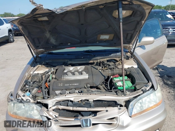 2001 Honda Accord EX with VIN 1HGCG22541A033075, listed as a IAAI auction lot 40200453 with 121,275 mi miles and . Bid and sale history available at DreamBid. Image 10.
