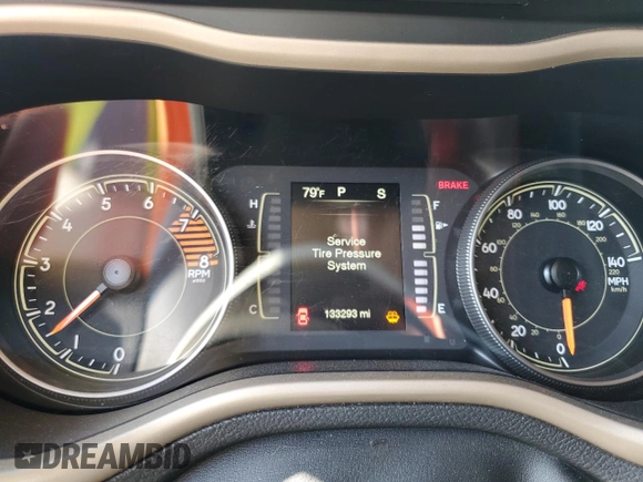 2018 Jeep Cherokee Latitude Tech Connect with VIN 1C4PJMCX7JD500971, listed as a Copart auction lot 57604465 with 133,293 mi miles and Salvage title. Bid and sale history available at DreamBid. Image 9.