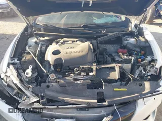 2016 Nissan Maxima SL with VIN 1N4AA6AP2GC437187, listed as a IAAI auction lot 41776458 with 72,990 mi miles and . Bid and sale history available at DreamBid. Image 10.