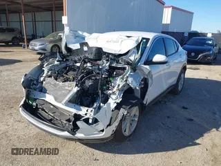 2024 Buick Envista Preferred with VIN KL47LAE29RB186672, listed as a IAAI auction lot 41471035 with Not Provided miles and . Bid and sale history available at DreamBid. Image 18.