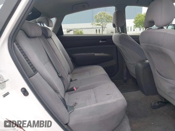 2004 Toyota Prius with VIN JTDKB22U640049837, listed as a IAAI auction lot 42033704 with 160,028 mi miles and . Bid and sale history available at DreamBid. Image 8.