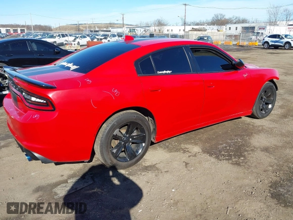 2016 Dodge Charger SXT with VIN 2C3CDXHG2GH350848, listed as a IAAI auction lot 41811927 with 98,016 mi miles and . Bid and sale history available at carsss.com. Image 4.