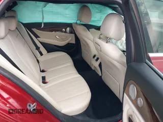 2019 Mercedes-Benz E 450 с VIN WDDZH6JB7KA654077, выставлен на аукционе IAAI как лот 41511592 с пробегом 72 870 миль миль и . История ставок и продаж доступна на DreamBid. Изображение 8.