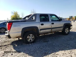 2004 Chevrolet Avalanche Z71 with VIN 3GNEK12T54G189766, listed as a Copart auction lot 73644424 with 212,762 mi miles and Clean Title. Bid and sale history available at carsss.com. Image 3.