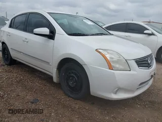 2012 Nissan Sentra 2.0 z VIN 3N1AB6AP7CL702677, wystawiony jako IAAI lot #42134487 z przebiegiem 183 123 mil mil oraz . Historia ofert i sprzedaży dostępna na DreamBid. Obrazek 1.