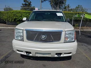 2004 Cadillac Escalade with VIN 1GYEC63T74R310907, listed as a IAAI auction lot 42747095 with 165,755 mi miles and . Bid and sale history available at DreamBid. Image 12.