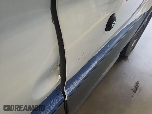 2018 Ford Transit with VIN 1FTYR1CM8JKB45547, listed as a IAAI auction lot 42129423 with 220,765 mi miles and . Bid and sale history available at DreamBid. Image 1.