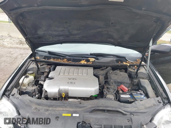 2005 Toyota Avalon XL with VIN 4T1BK36B15U048289, listed as a IAAI auction lot 42094366 with 160,991 mi miles. Bid and sale history available at carsss.com. Image 10.