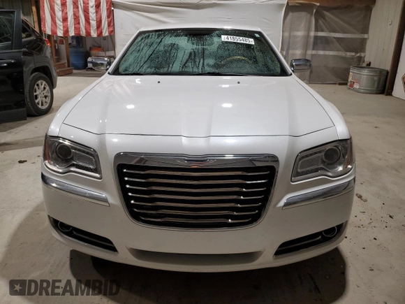 2014 Chrysler 300 with VIN 2C3CCAEGXEH203744, listed as a Copart auction lot 41855485 with 91,358 mi miles and Salvage Title. Bid and sale history available at carsss.com. Image 5.