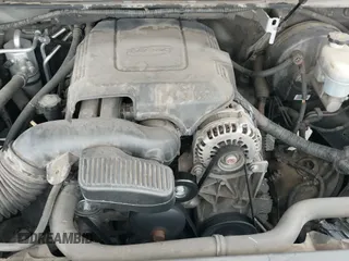 2010 Chevrolet Suburban LT z VIN 1GNUCJE03AR238548, wystawiony jako IAAI lot #42104596 z przebiegiem 153 959 mil mil oraz . Historia ofert i sprzedaży dostępna na DreamBid. Obrazek 19.