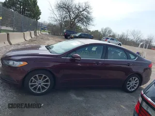 2017 Ford Fusion SE with VIN 3FA6P0HDXHR350377, listed as a IAAI auction lot 42091011 with 109,670 mi miles. Bid and sale history available at carsss.com. Image 14.