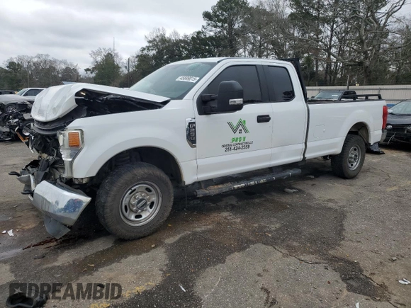 2020 Ford F-250 XL with VIN 1FT7X2A6XLEC11173, listed as a Copart auction lot 45699015 with 245,520 mi miles and Salvage title. Bid and sale history available at DreamBid. Image 1.