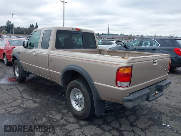 1998 Ford Ranger XL z VIN 1FTZR15X9WPA95795, wystawiony jako IAAI lot #41766181 z przebiegiem 351 532 mil mil oraz . Historia ofert i sprzedaży dostępna na DreamBid. Obrazek 3.